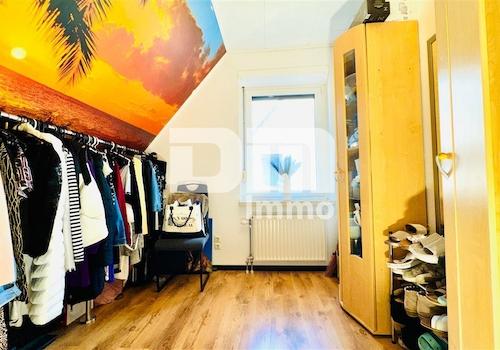 OG / DG Kind 2 / aktuell Ankleide