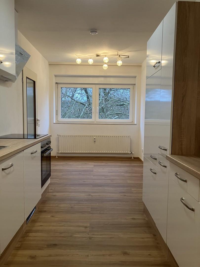 Küche mit Essbereich