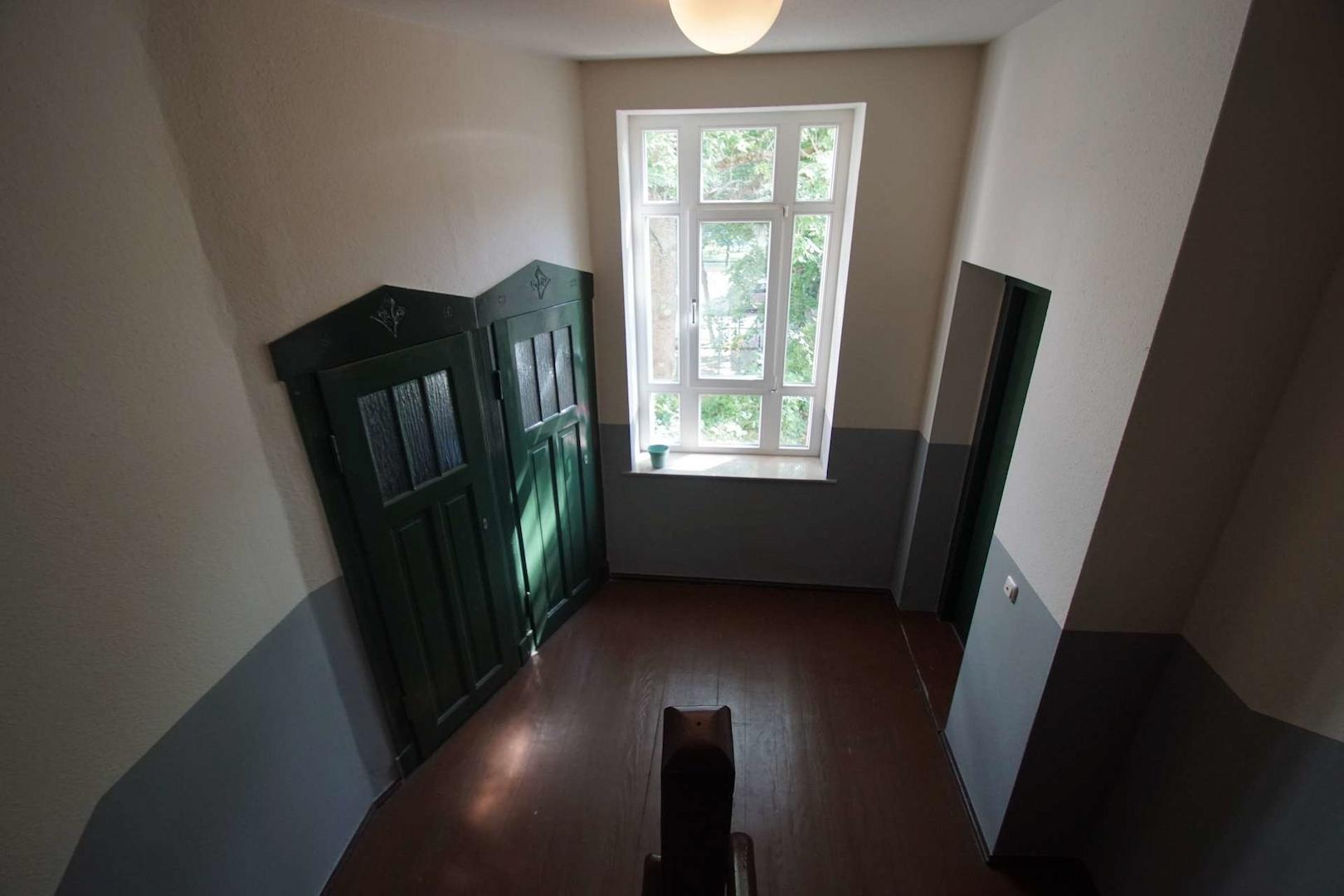 Abstellräume auf halber Treppe