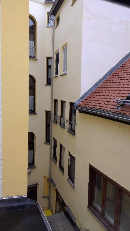 Blick Innenhof zur Coswiger Straße