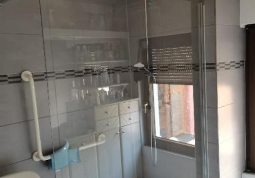 Bad mit Dusche
