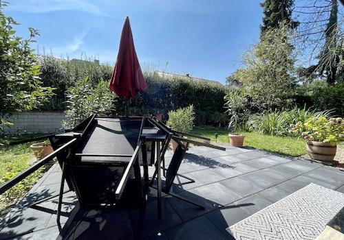 Terrasse und Garten