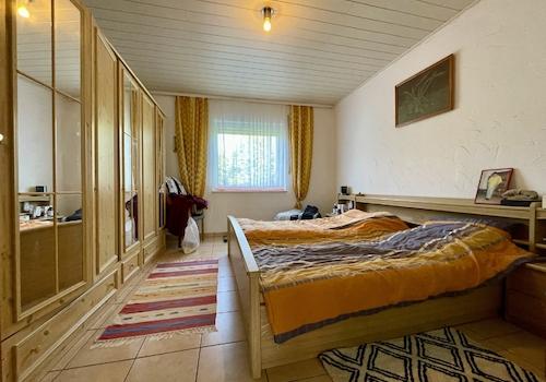 Schlafzimmer 2