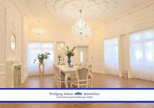 Hauptsaal im Renaissance-Stil