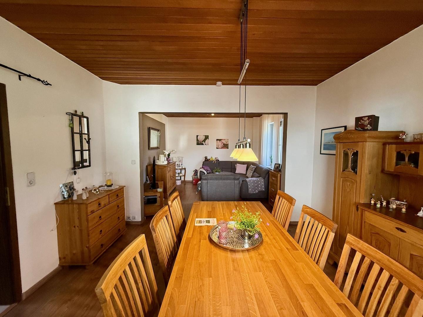 Erdgeschoss: Wohn-/Essbereich