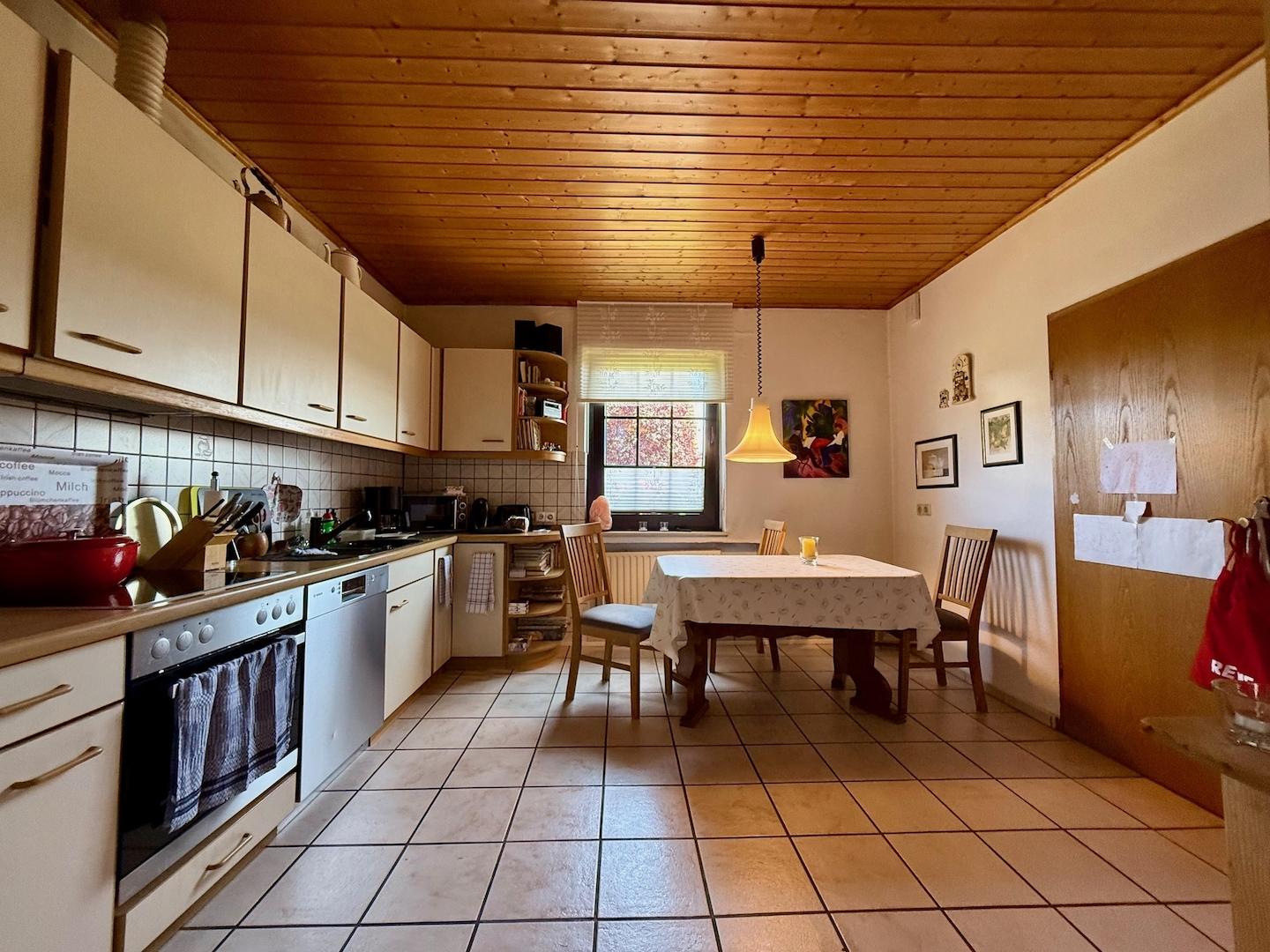 Erdgeschoss: Große Wohnküche