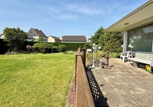 Terrasse und Garten