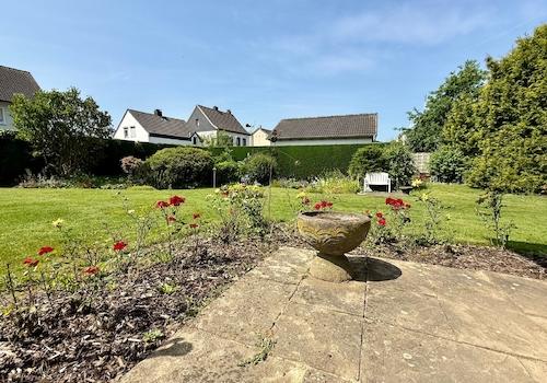 Terrasse und Garten