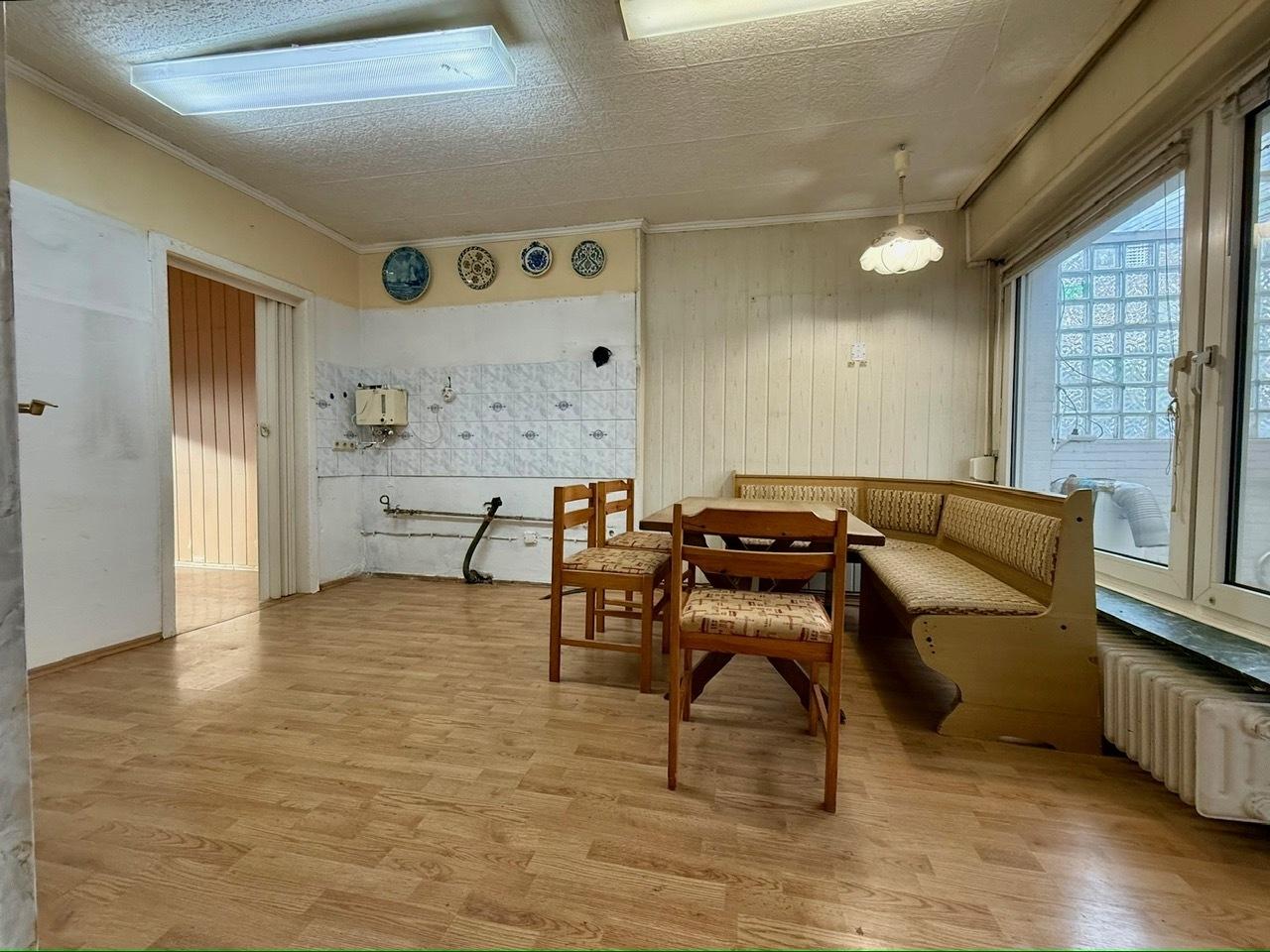 Erdgeschoss: Große Wohnküche