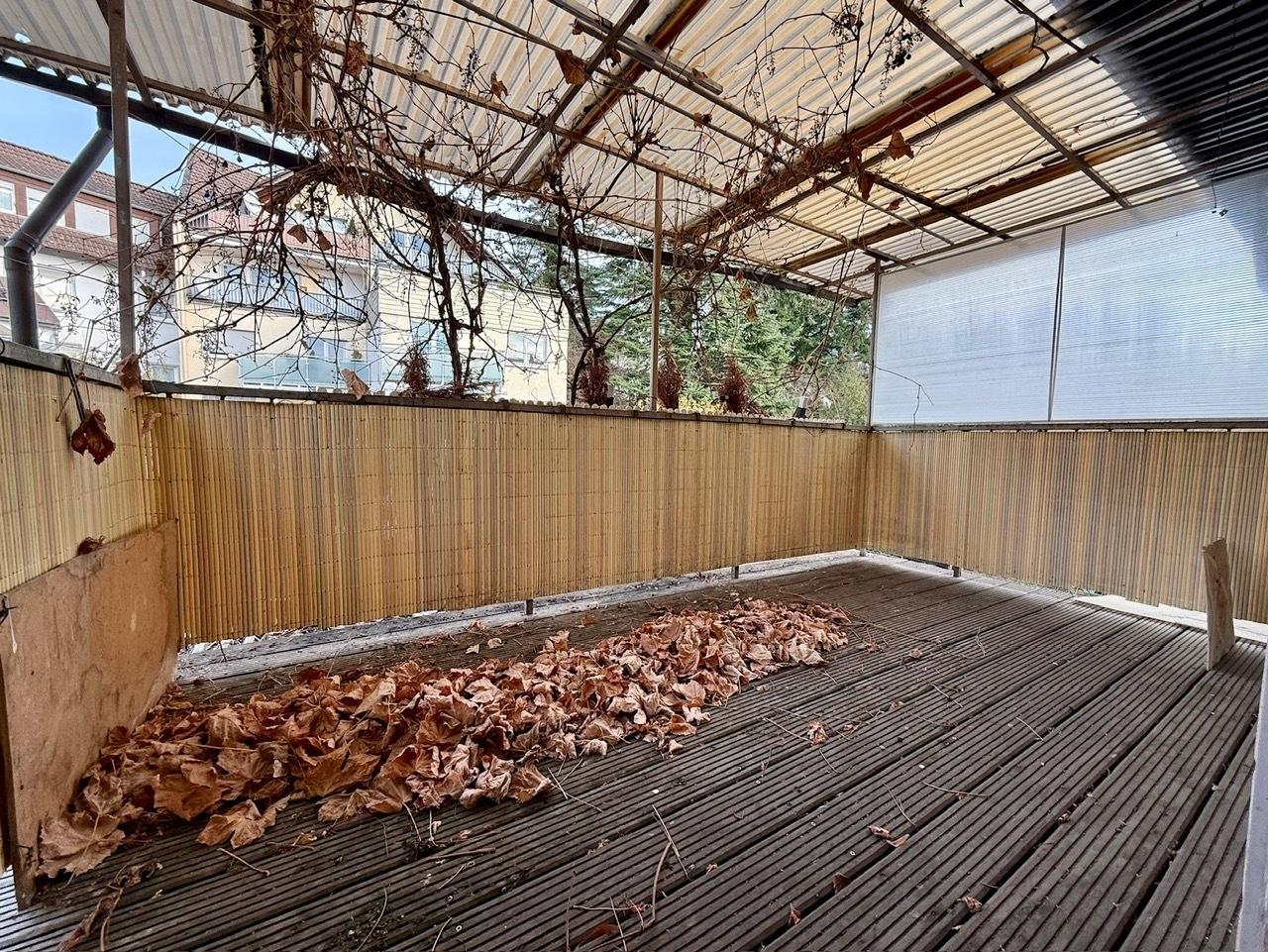 Obergeschoss: Überdachter Balkon