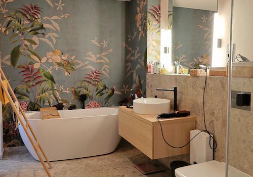 Exquisites Master-Bad