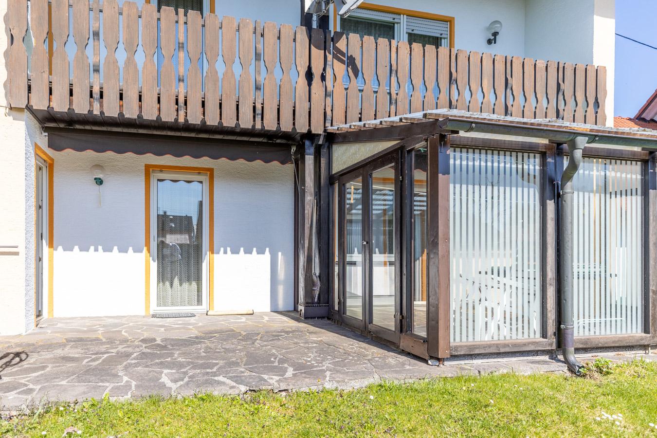 Großzügiges Zweifamilienhaus mit Ausbaureserve auf sonnigem Traumgrundstück in Großaitingen