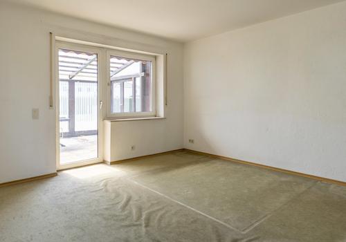 Großzügiges Zweifamilienhaus mit Ausbaureserve auf sonnigem Traumgrundstück in Großaitingen