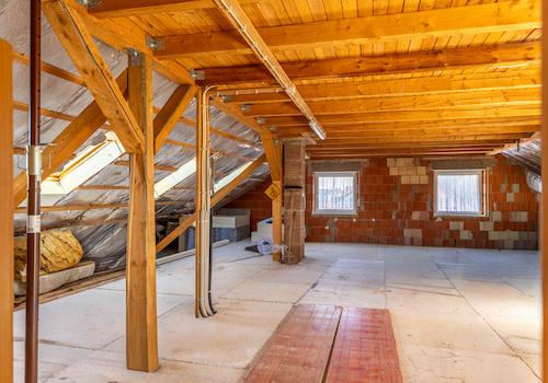 Großzügiges Zweifamilienhaus mit Ausbaureserve auf sonnigem Traumgrundstück in Großaitingen