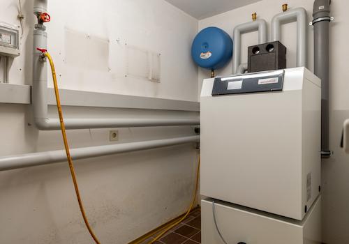 Großzügiges Zweifamilienhaus mit Ausbaureserve auf sonnigem Traumgrundstück in Großaitingen