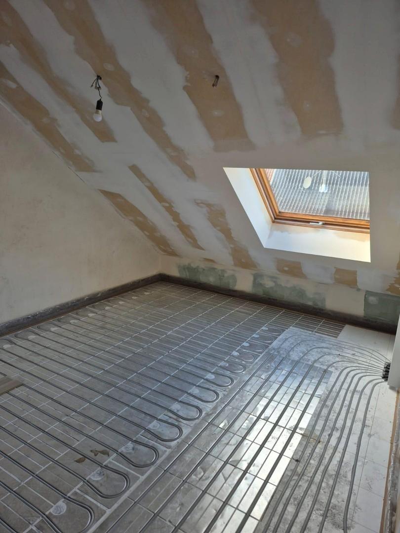 DG Wohnraum, Fußbodenheizung 