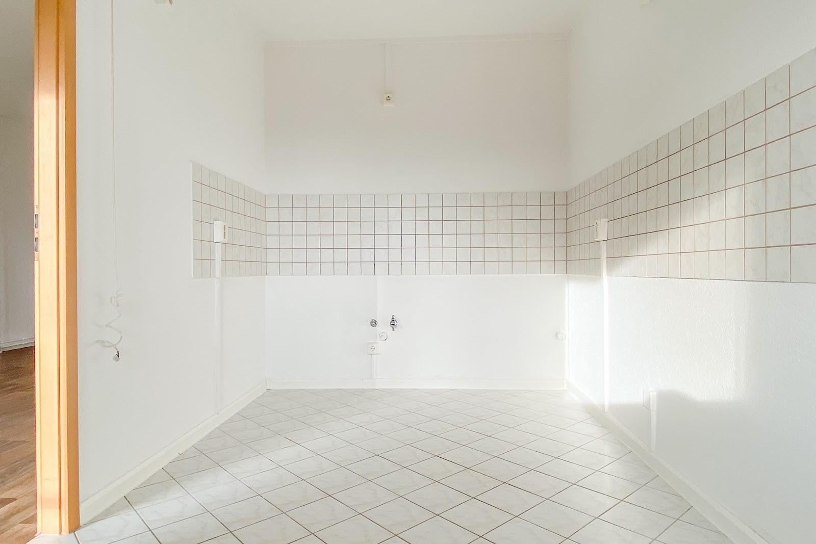 Muster Küche_Blick vom Fenster