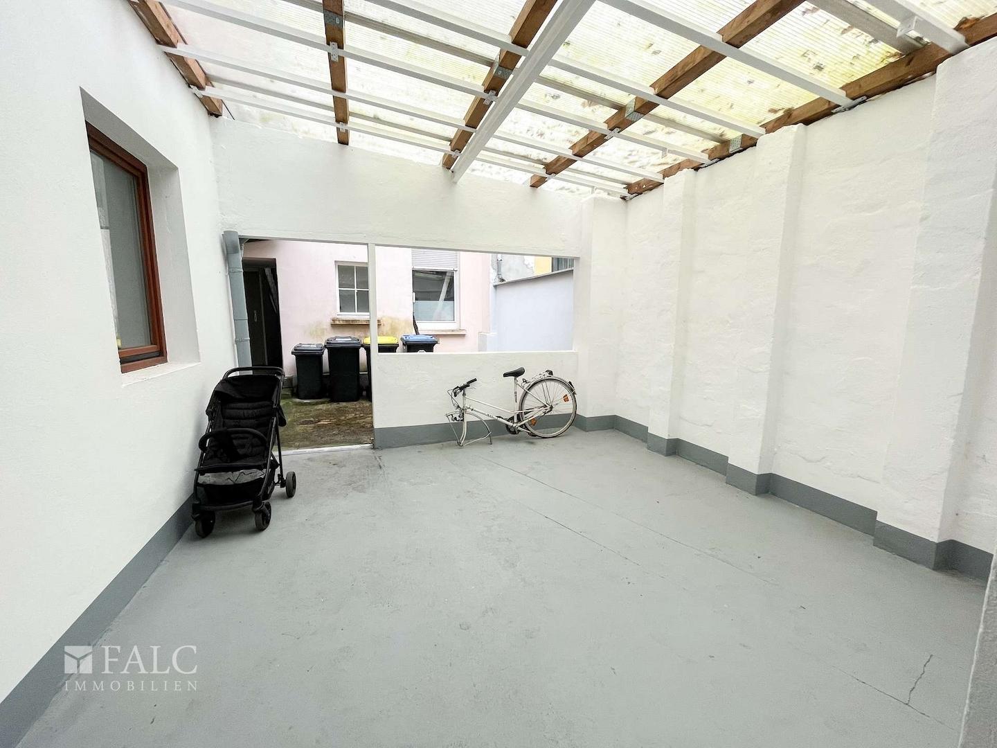 Hinterhofgebäude Terrasse