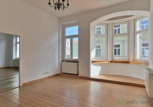 offene Schlafzimmertür