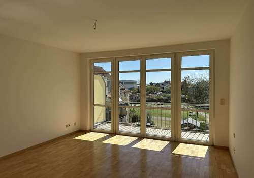 Schlafen & Balkon obere Etage