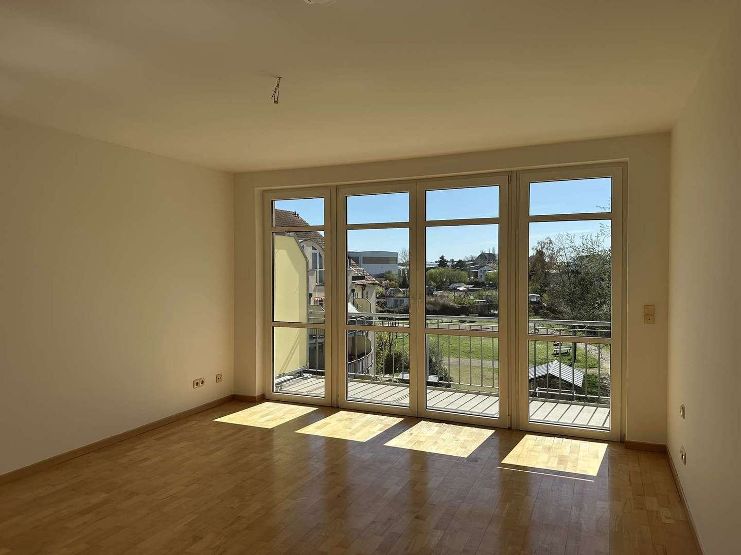 Schlafen & Balkon obere Etage