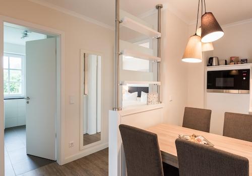 Essbereich mit Raumteiler