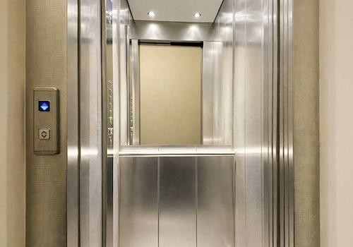 Praktischer Personenaufzug