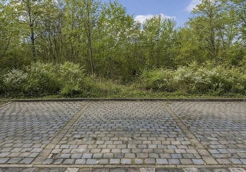 Zugehöriger Außenstellplatz