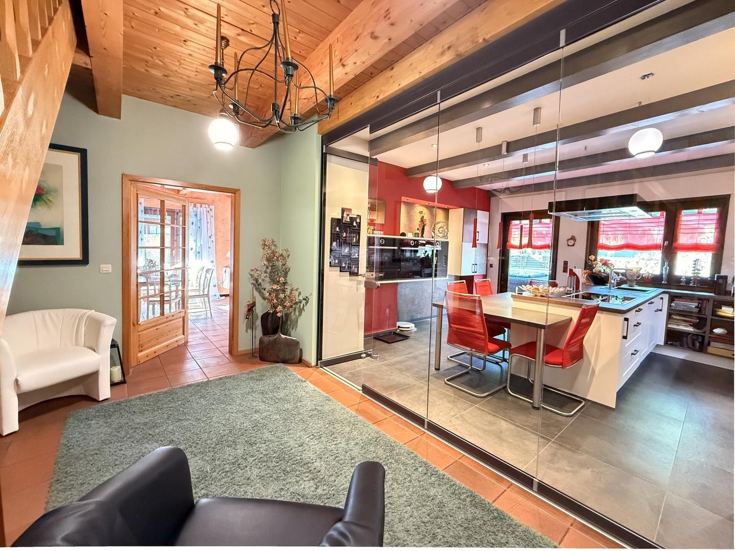 EG Diele Sicht auf Küche