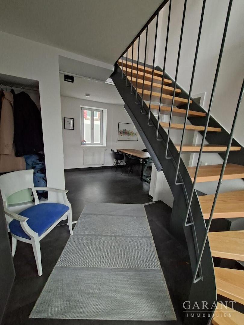 EG Diele und offenes Treppenhaus