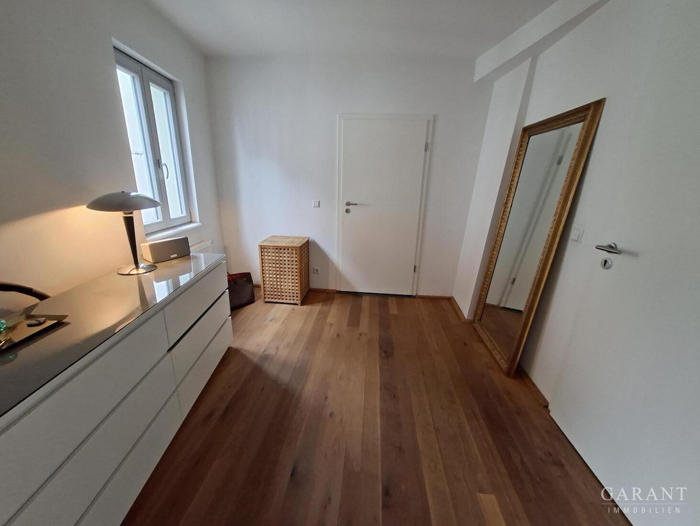 OG. Durchgangszimmer (Ankleide mö...