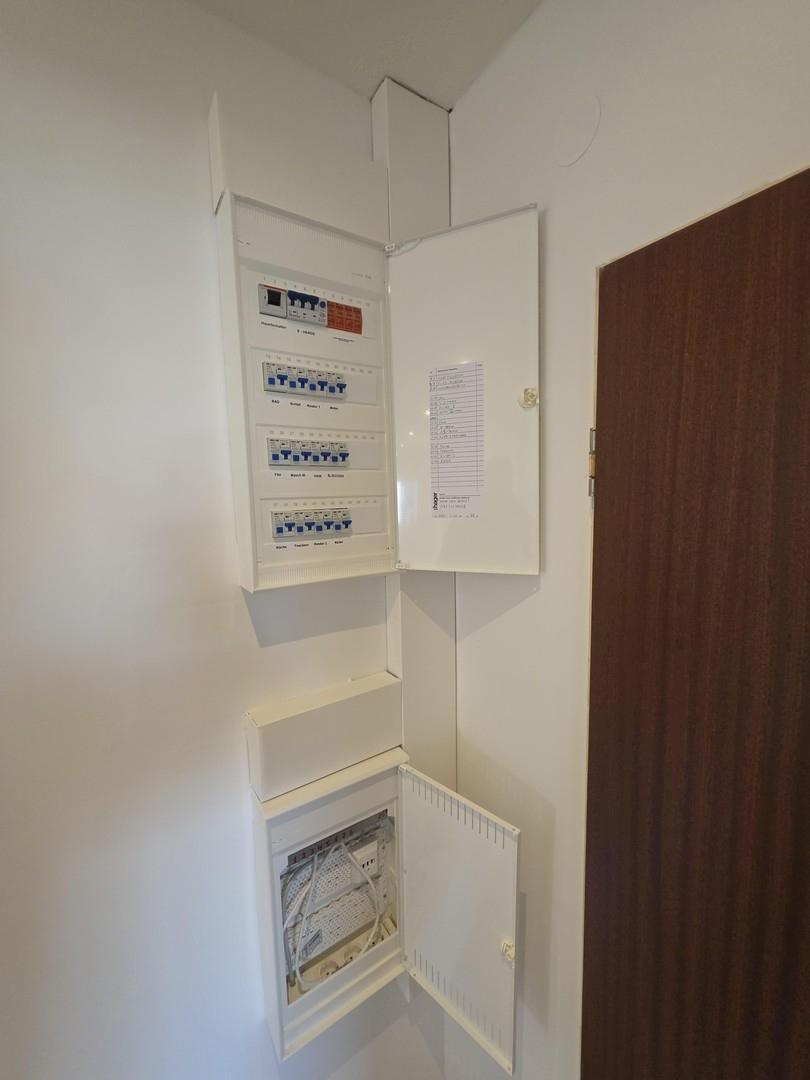 Kompl. neue Elektrik