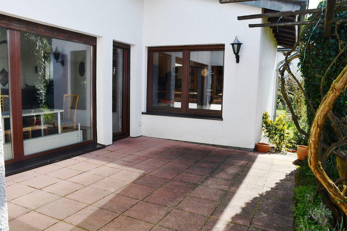 große Sonnenterrasse