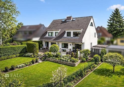 Hausansicht Gartenseite