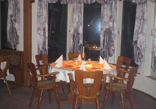 Kl. Saal 55 Plätze + 100 Sa.2 