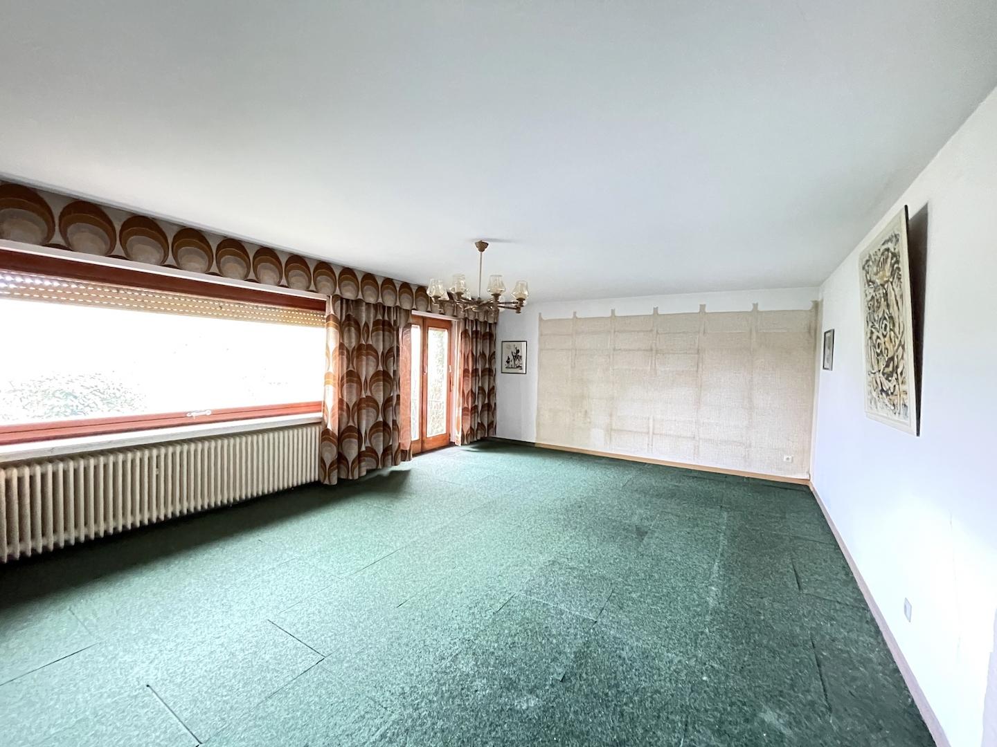 Großes Arbeitszimmer (EG)