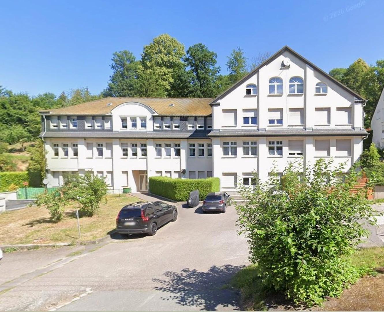 Gepflegtes Mehrfamilienhaus