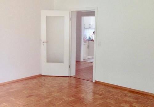 Wohnzimmer vom Balkon aus gese