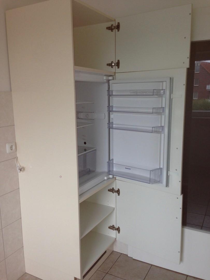 Kühlschrank+Schränke oben+unte