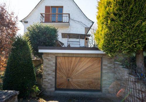 21 Haus osten  Groß