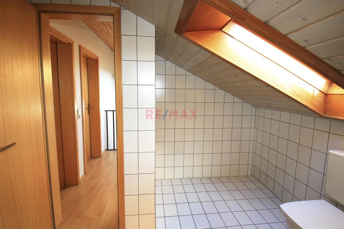 Viel Platz im Dg Bad