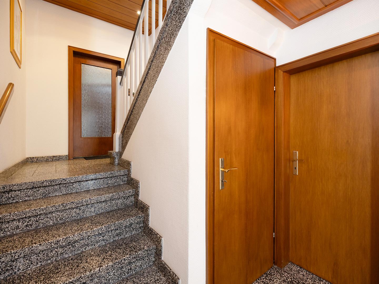 Treppenhaus Hochpaterre