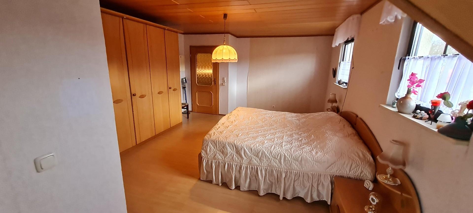 Schl. inkl. Wasseranschluss DG