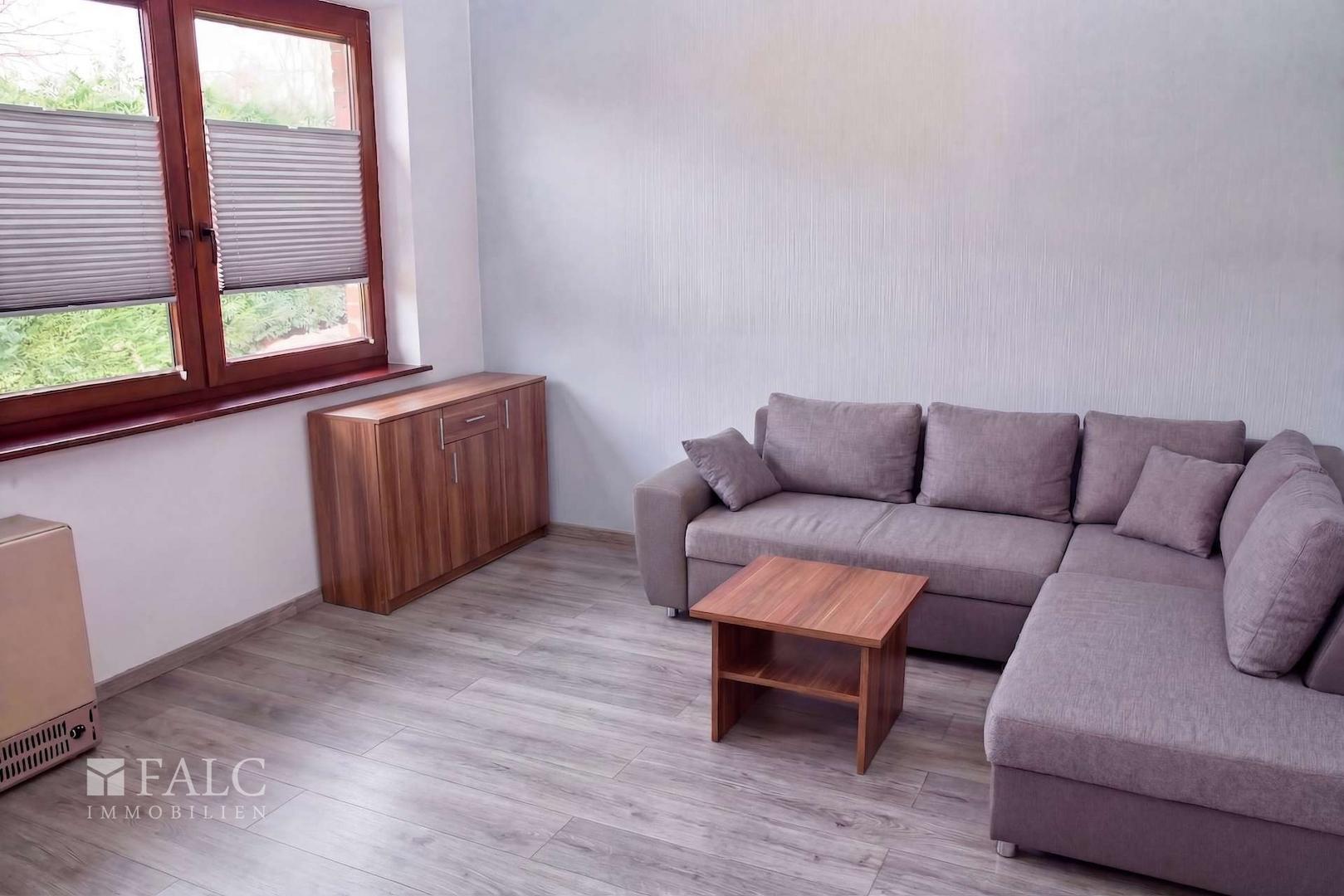 Büro rechts Einrichtungsbeispiel