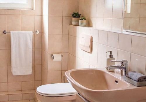 Kleines Bad Einrichtungsbeispiel