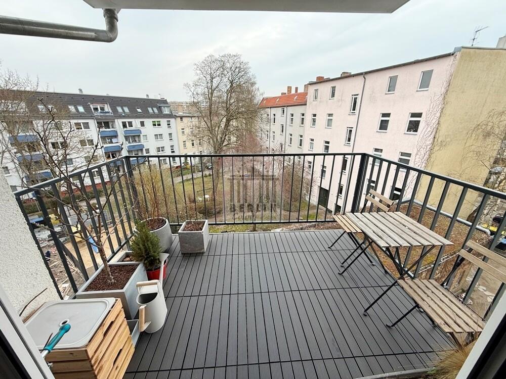 Balkon zum Hof