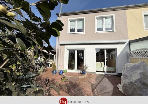 H&T Immobilien - Reihenendhaus in Bremen