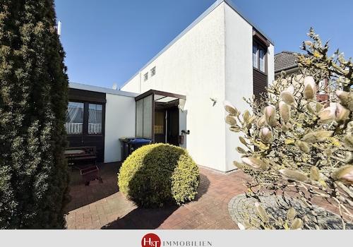 H&T Immobilien - Reihenhaus in Stuhr