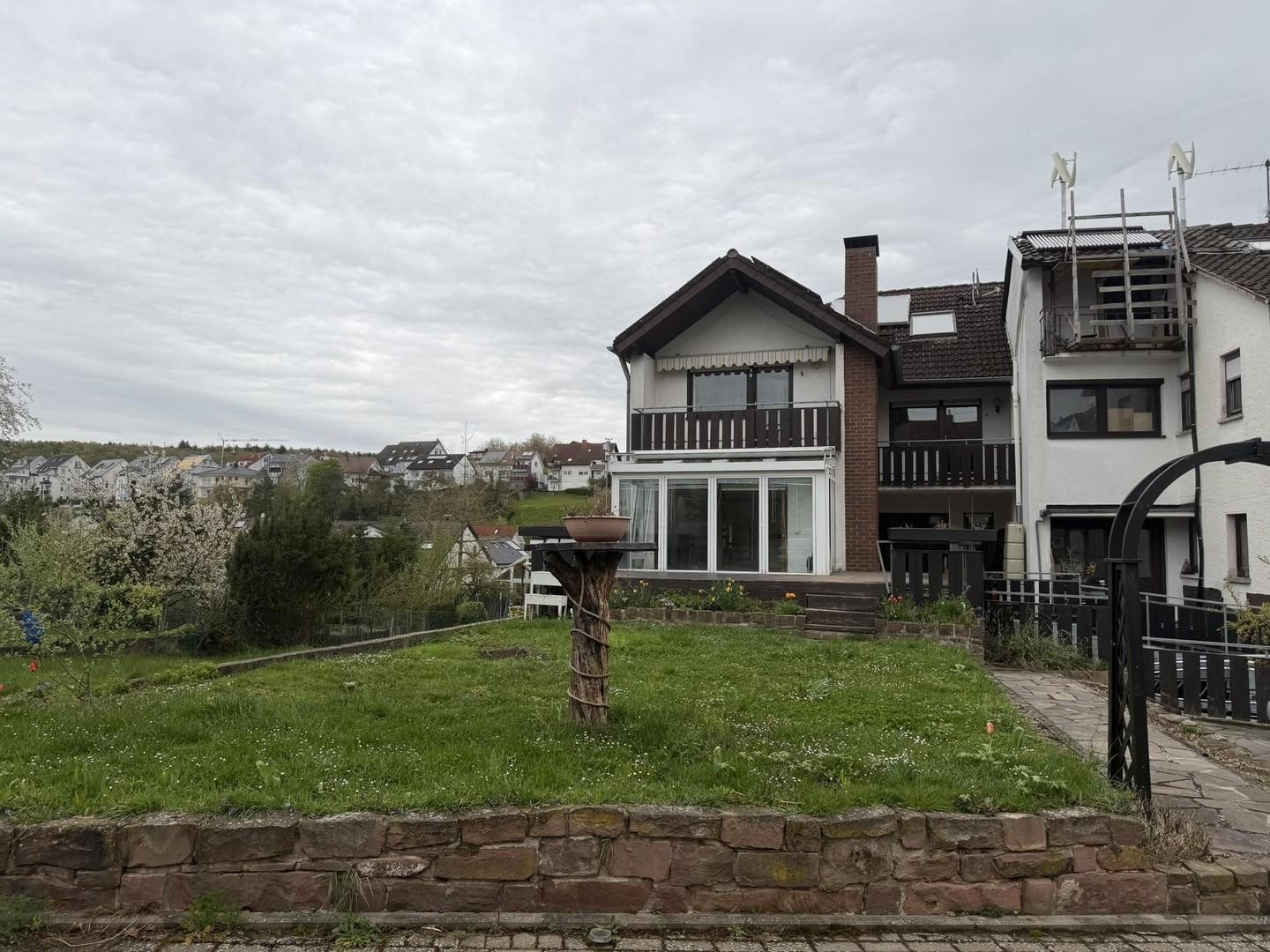 Außenansicht von vorne