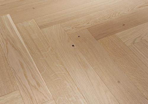 HOCHWERTIGER EICHENPARKETT